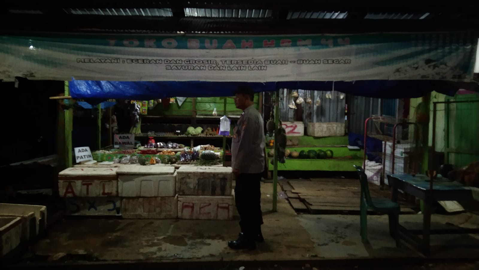 Piket Polsek laksanakan Patroli di Pasar di Wilkum Polsek Delang