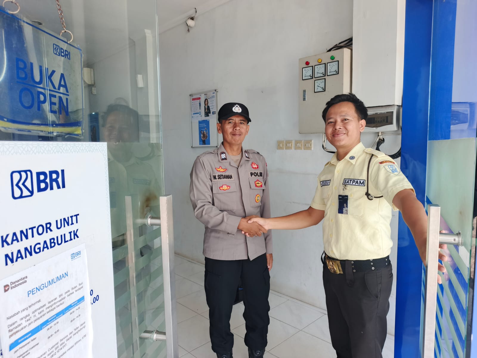 Ciptakan Rasa Aman, Polsek Bulik Patroli Dialogis dengan Satpam Bank