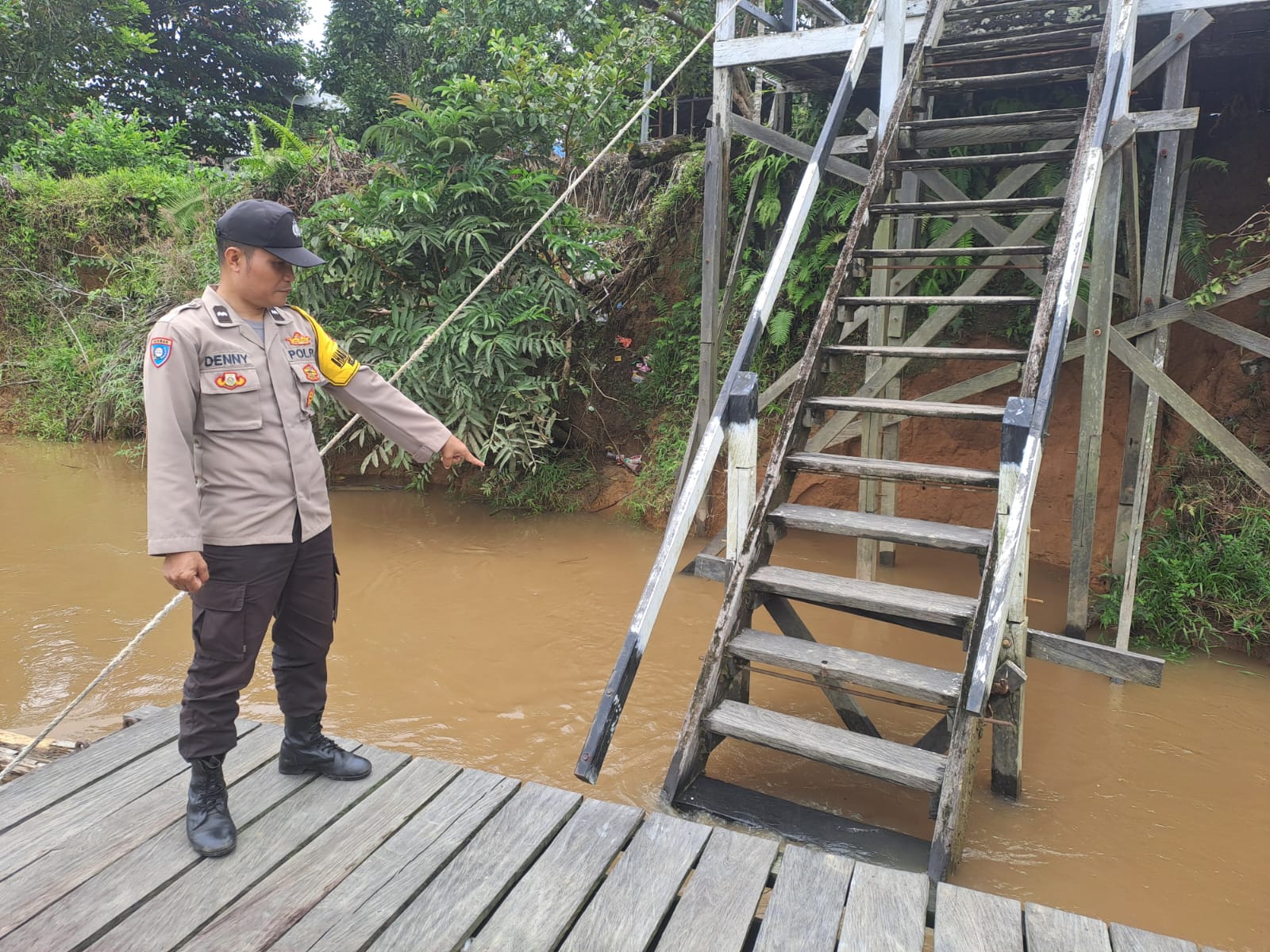 Debit Air terpantau normal , Polsek Katingan Hulu dan Bukit Raya Imbau Warga agar tetap selalu waspada.