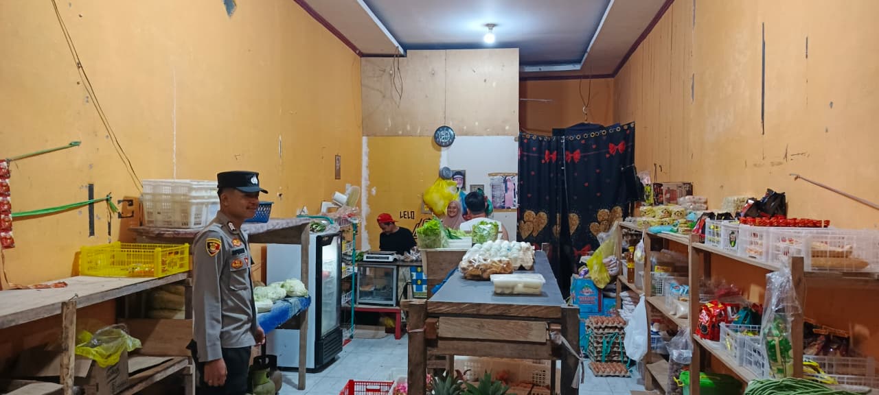 Hadir Di Tengah Masyarakat, Polsek Lamandau Patroli Dialogis Cegah Gangguan Kamtibmas