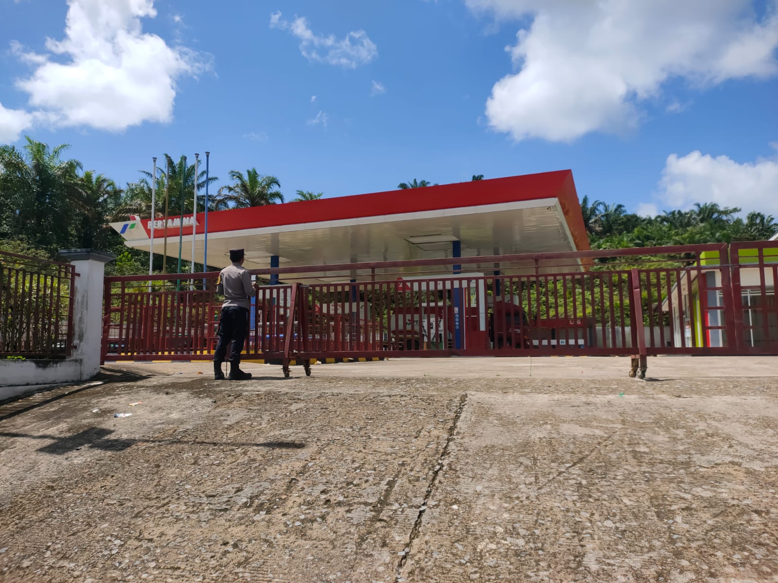 Polsek Sematu jaya Polres Lamandau terus melakukan upaya dalam menjaga keamanan dan ketertiban masyarakat (Kamtibmas) di wilayah hukumnya