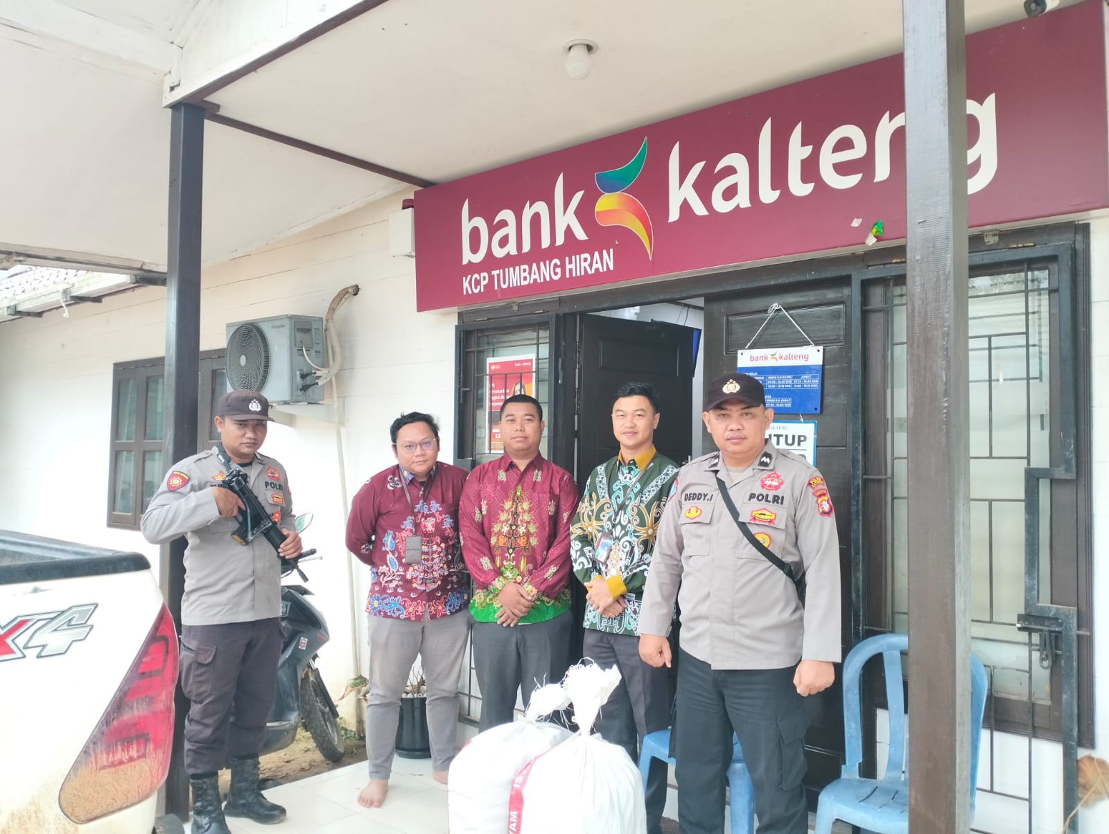 Pengawalan Droping Dana Bank BPD Kalteng KCP Tumbang Hiran.