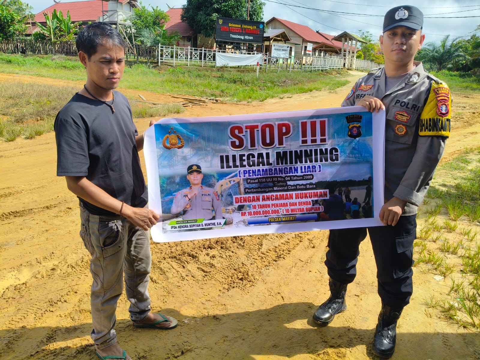 Bhabinkamtibmas Polsek Marikit Sosialisasikan Larangan Illegal Mining kepada Warga Desa Binaan