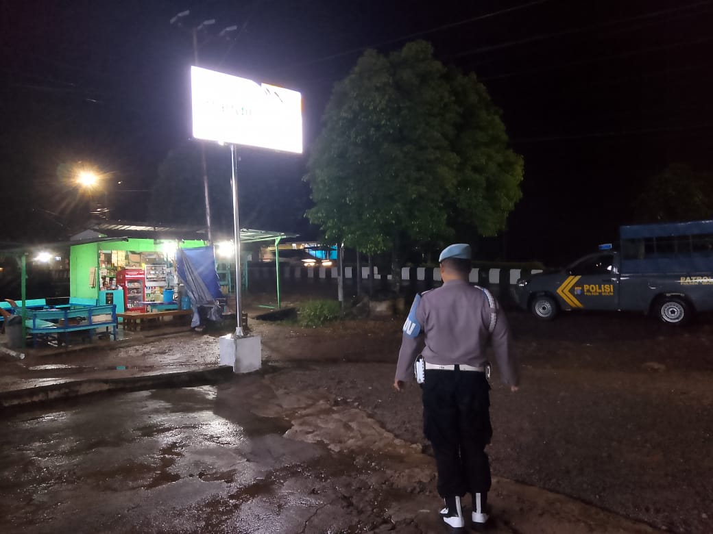 Personel Polsek melaksanakan Patroli di Wilkum Polsek Bulik