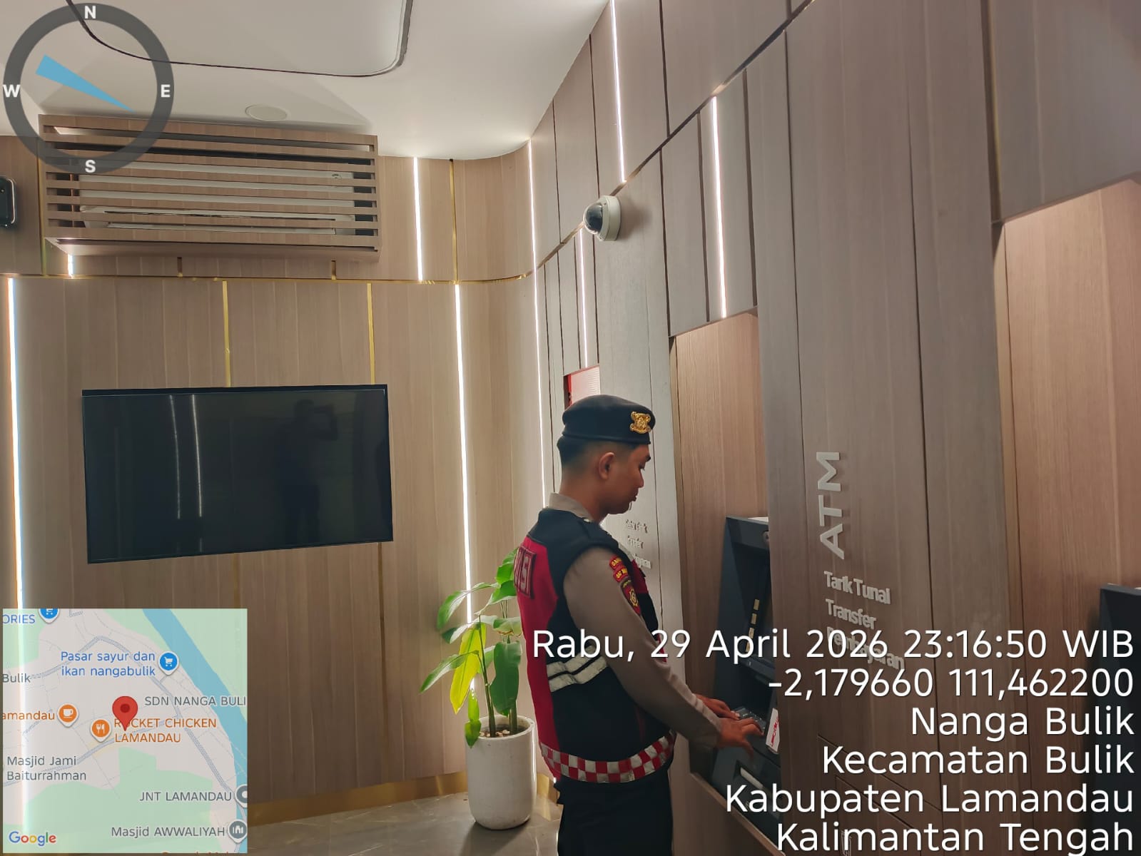 Piket Samapta melaksanakan Patroli di Objek-objek Vital Bank ATM