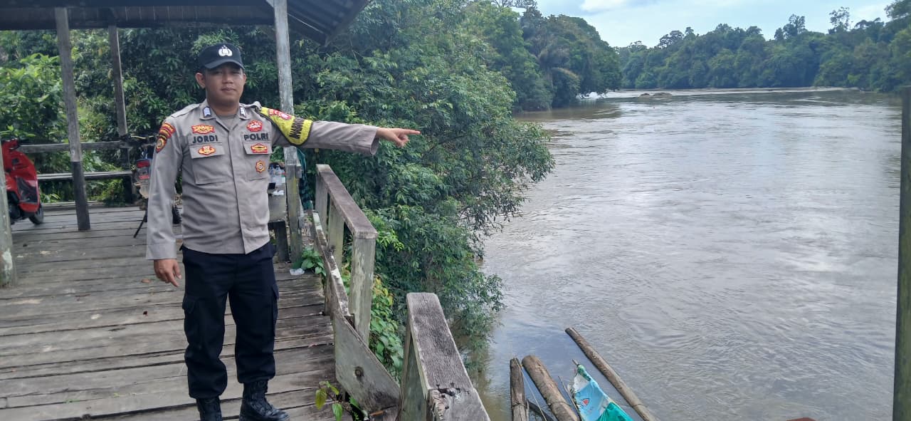 Piket Polsek Cek Debit Air Sungai Lamandau