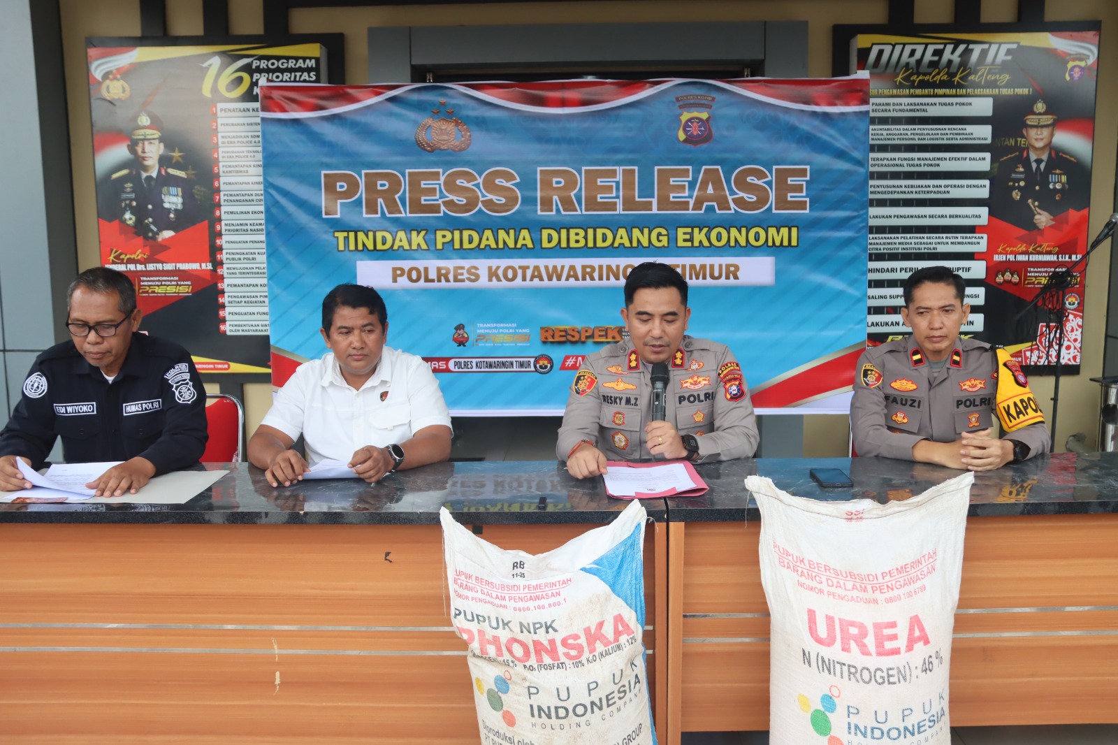 Polres Kotim Ungkap Kasus Tindak Pidana Bidang Ekonomi Penyalahgunaan Pupuk Bersubsidi.