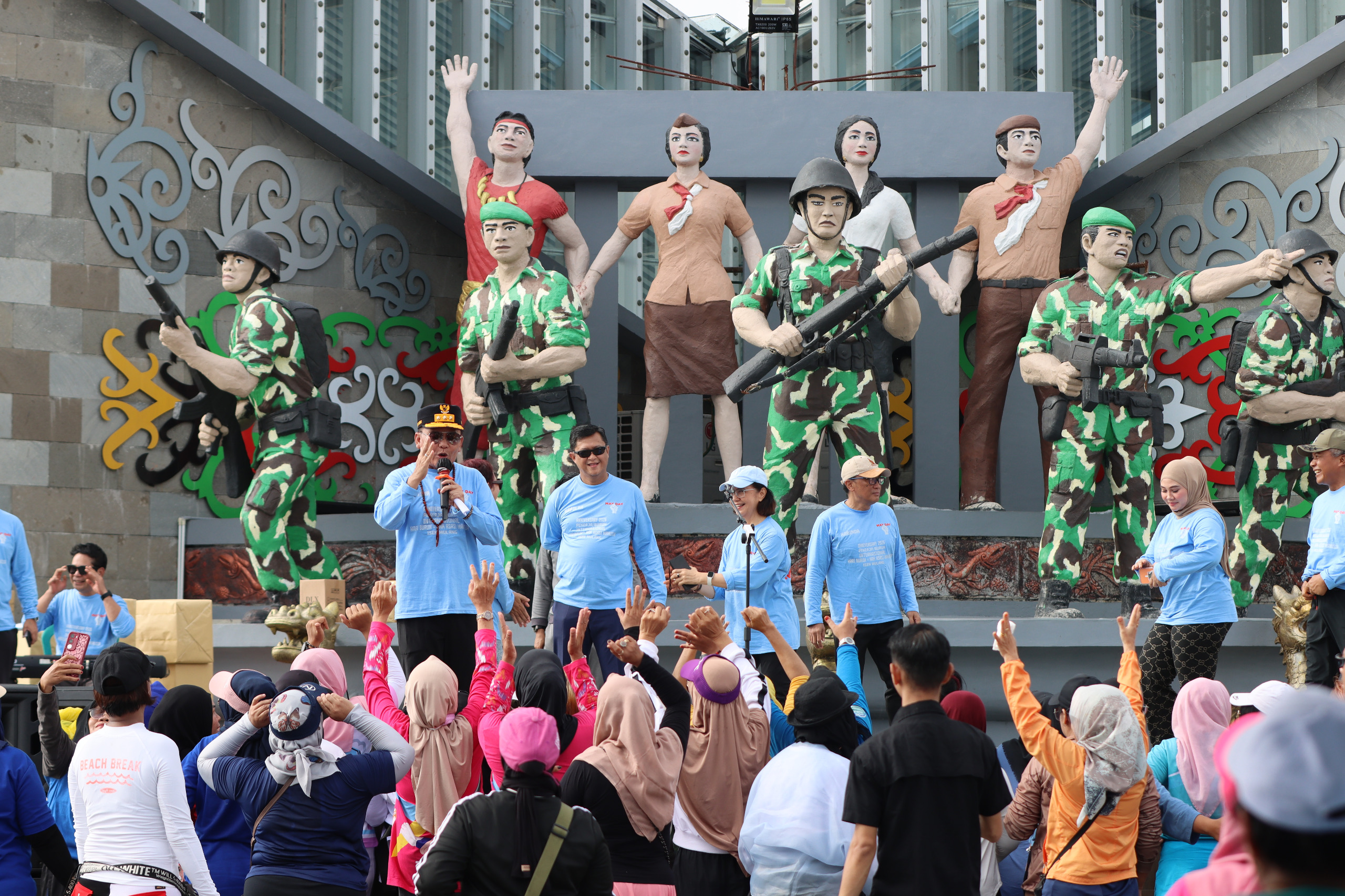 Peringati May Day 2026 di Bundaran Besar, Kapolda Kalteng Ajak Perkuat Kebersamaan dan Persatuan