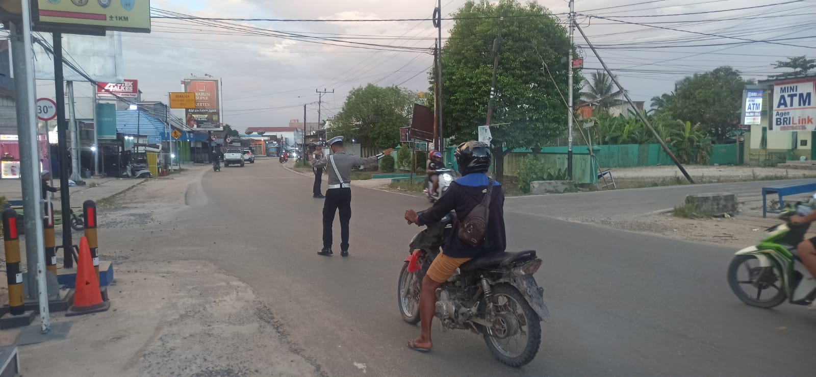 Pengaturan Sore Di titik Rawan kepadatan arus lalulintas