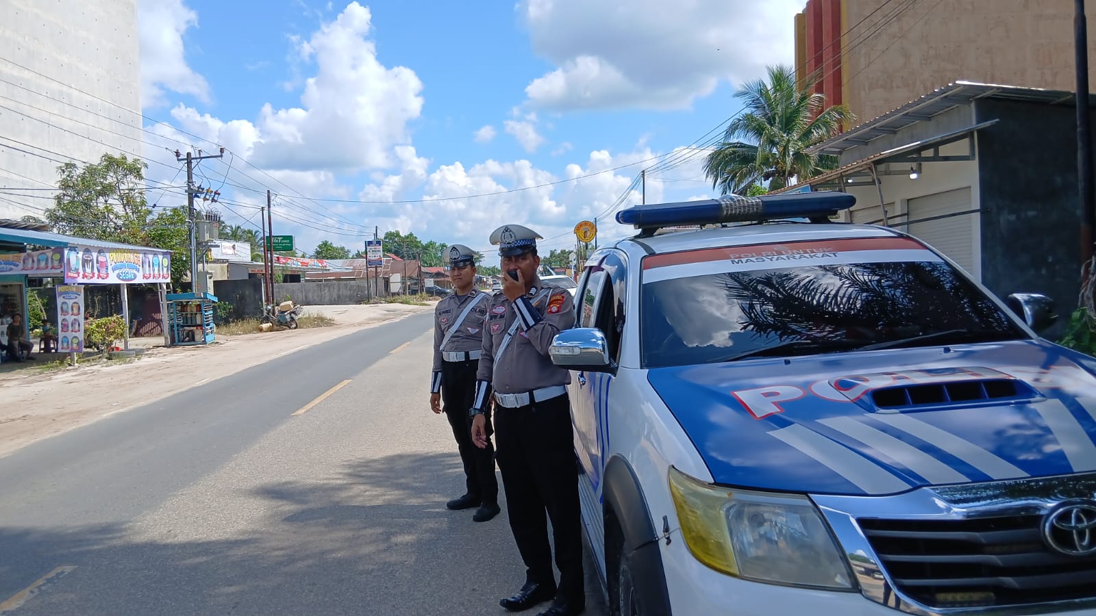 PENLING, Satlantas Polres Katingan Penyuluhan Keliling Kepada Para Pengendara