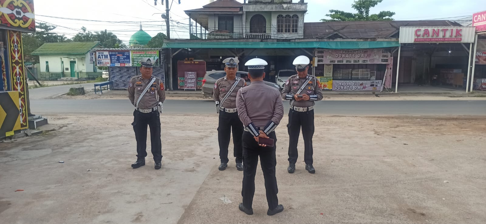 Apel Persiapan Pengaturan Dan Penjagaan Di Pos Lantas Kereng Pangi