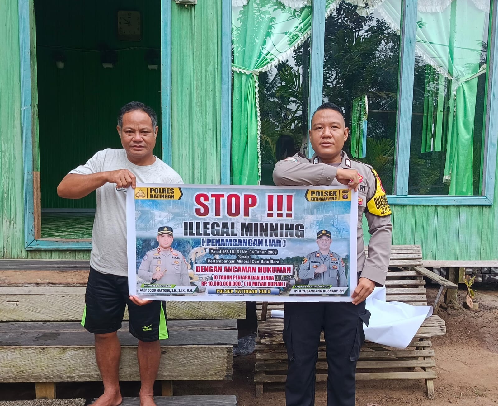 ‎Upaya pencegahan Penambangan Emas Tanpa Ijin (PETI) di Kecamatan Katingan Hulu dan Bukit Raya, Bhabinkamtibmas sosialisasi kepada masyarakat.
