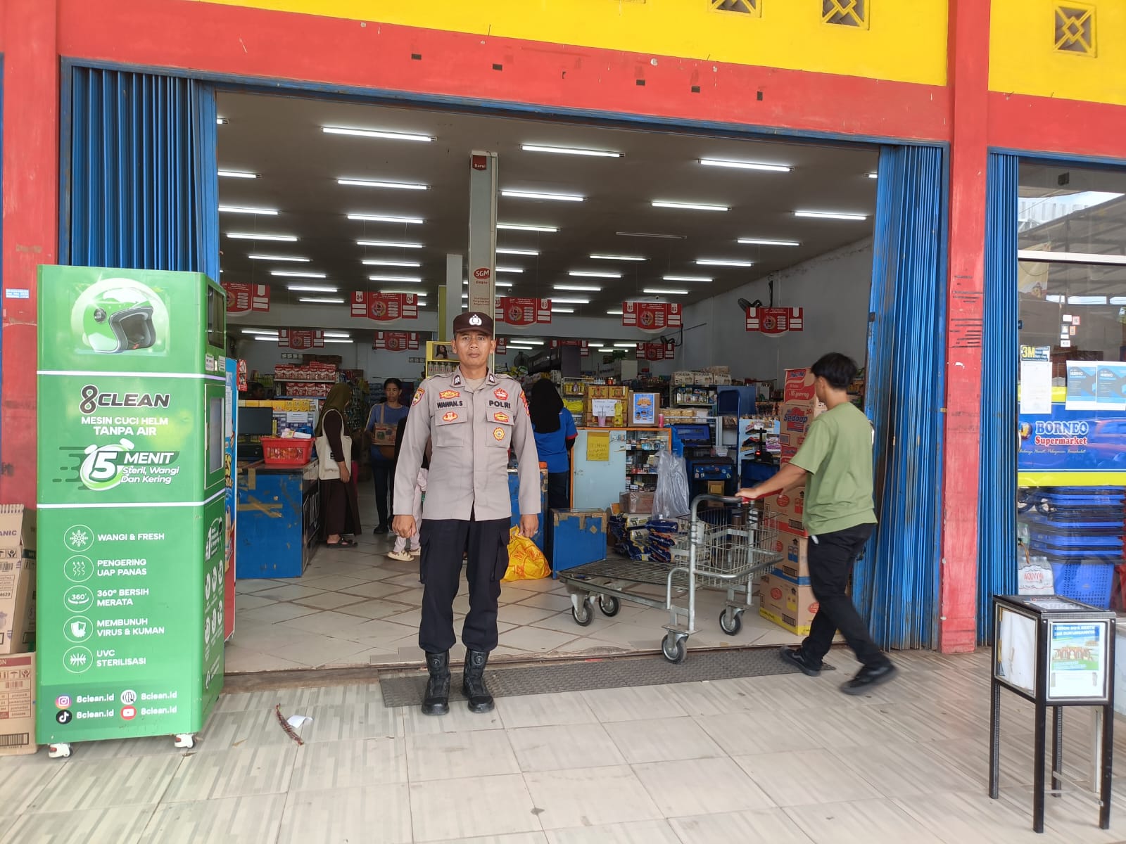 Patroli Pertokoan, Polsek Bulik Perkuat Pengamanan Kawasan Perdagangan