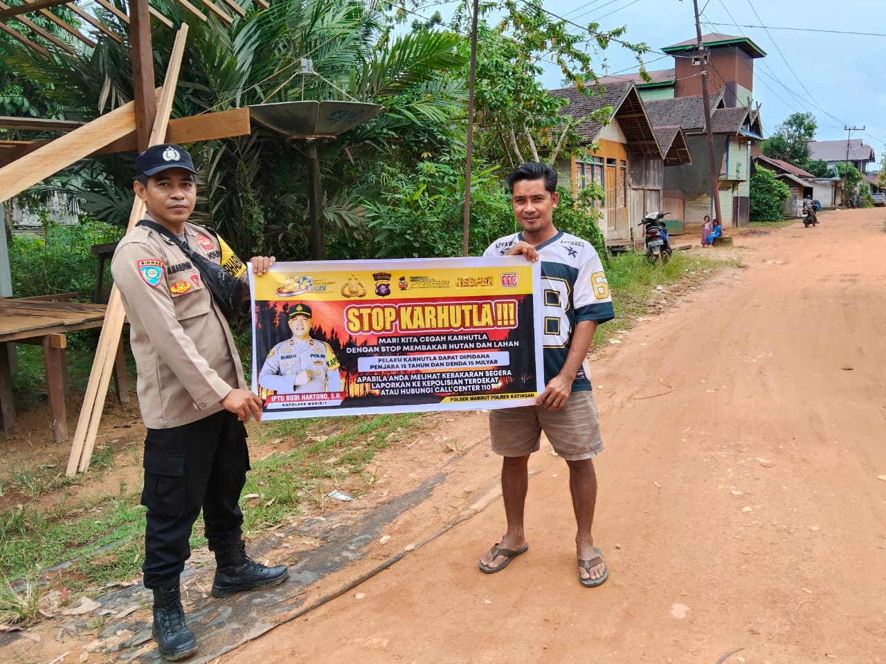 Bhabinkamtibmas Polsek Marikit Tidak Sekadar Mengimbau, Tapi Hadir Mendampingi Warga Cegah Karhutla