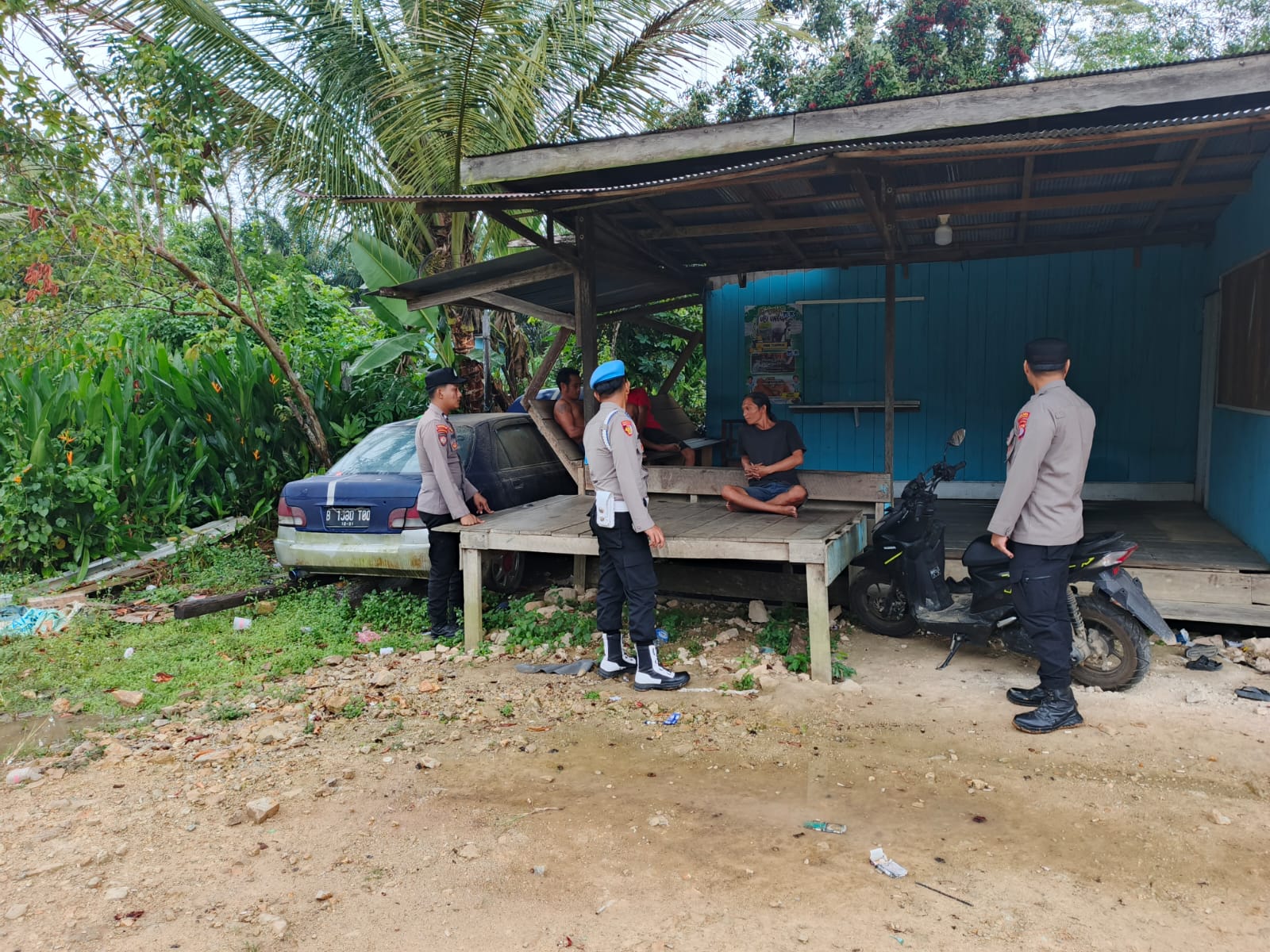 Sambangi Warga, Polsek Lamandau Perkuat Silaturahmi dan Ciptakan Kamtibmas Kondusif