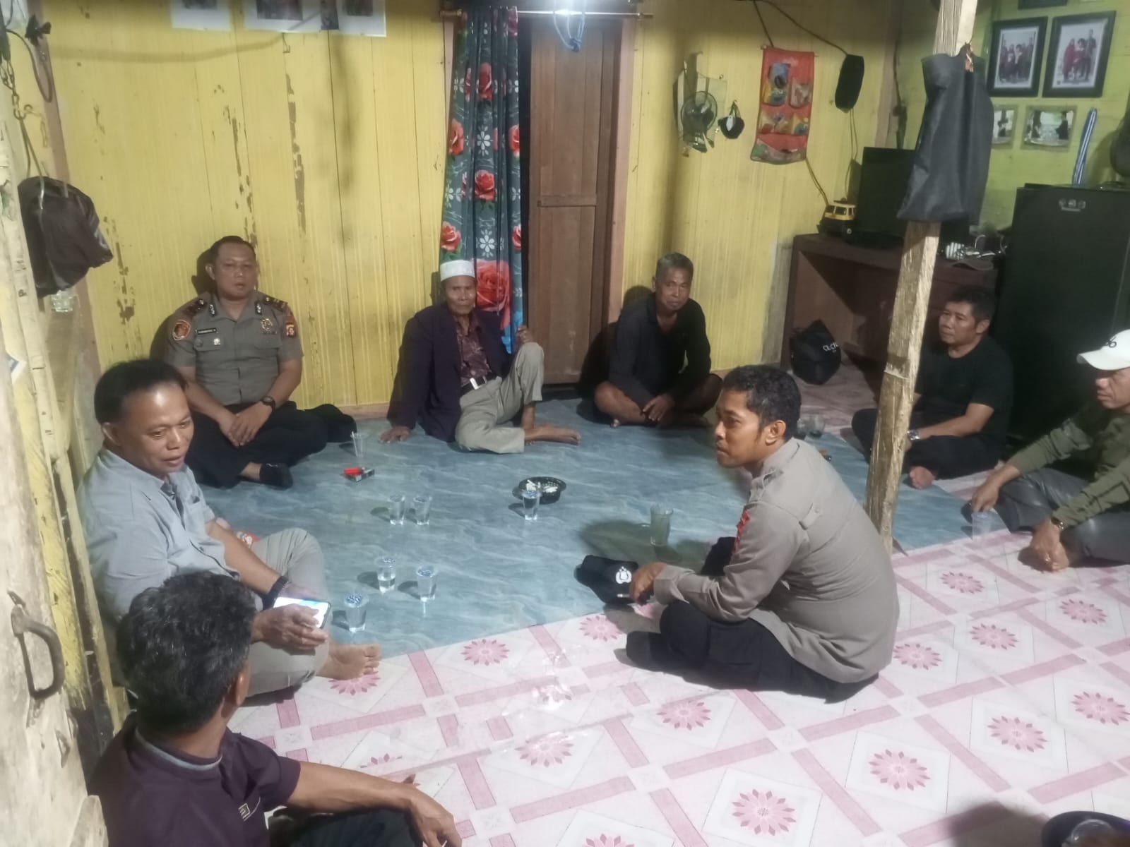 ‎BHABINKAMTIBMAS POLSEK KATINGAN HULU MELAKSANAKAN SAMBANG KEPADA WARGA MASYARAKAT