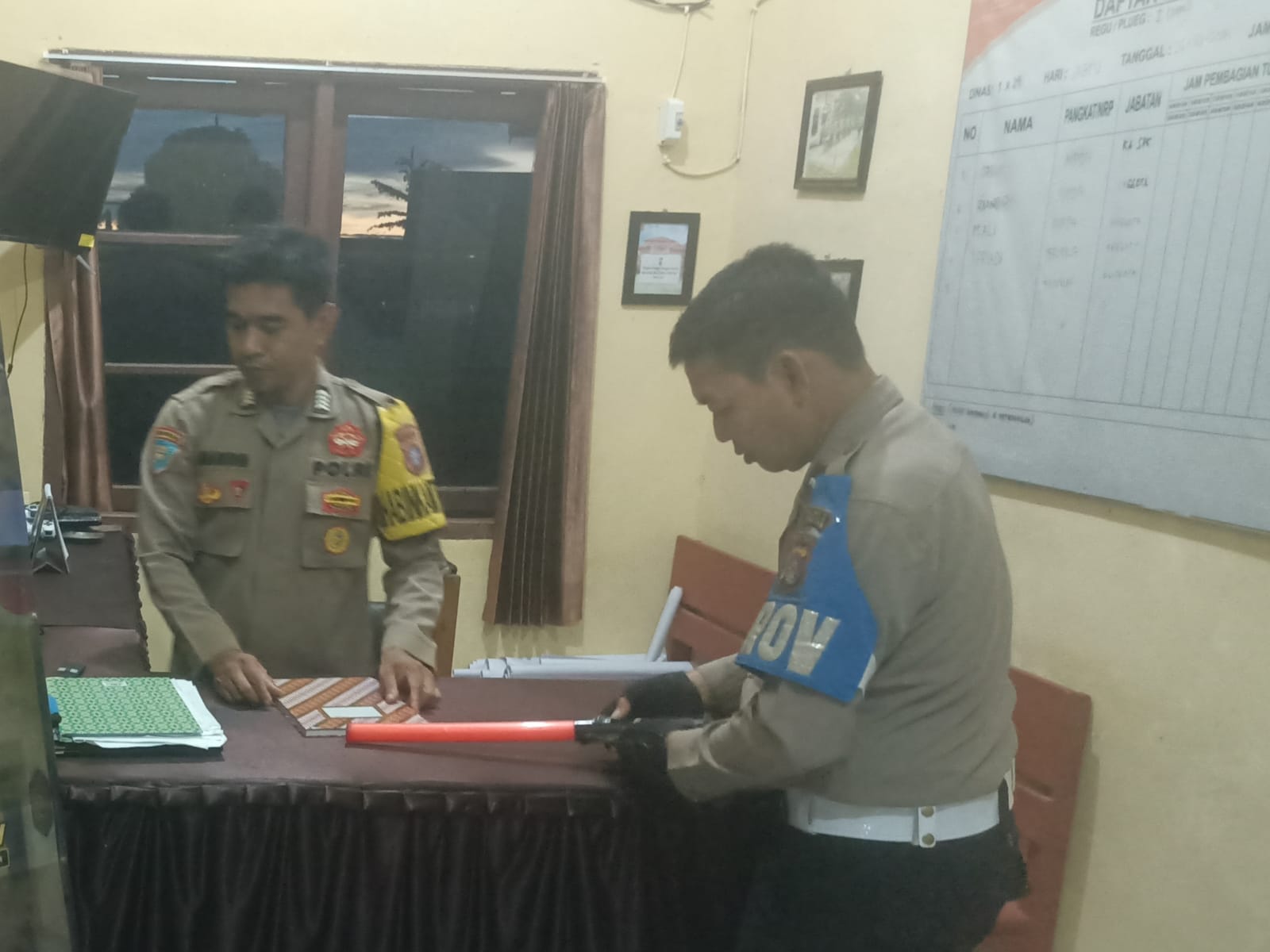 Piket Mako Polsek Marikit, Siaga Setiap Saat Hadirkan Rasa Aman bagi Masyarakat