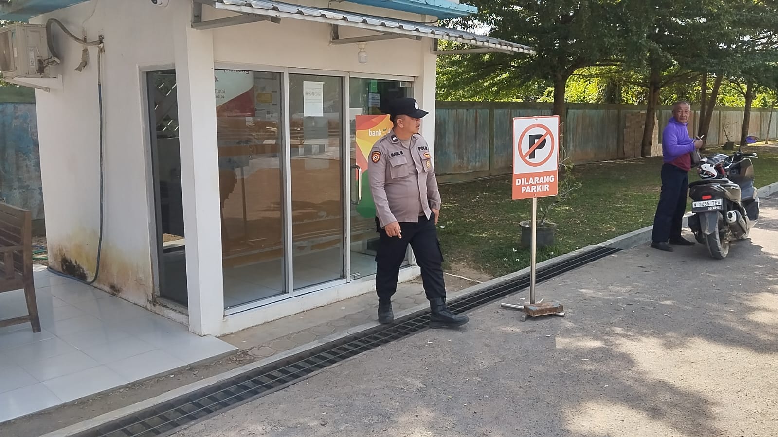 Polsek Bulik Laksanakan Monitoring ATM dan Perbankan untuk Jaga Keamanan Transaksi Masyarakat