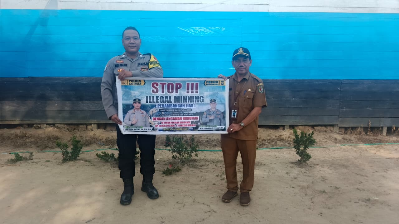 ‎Upaya pencegahan Penambangan Emas Tanpa Ijin (PETI) di Kecamatan Katingan Hulu dan Bukit Raya, Bhabinkamtibmas sosialisasi kepada masyarakat.