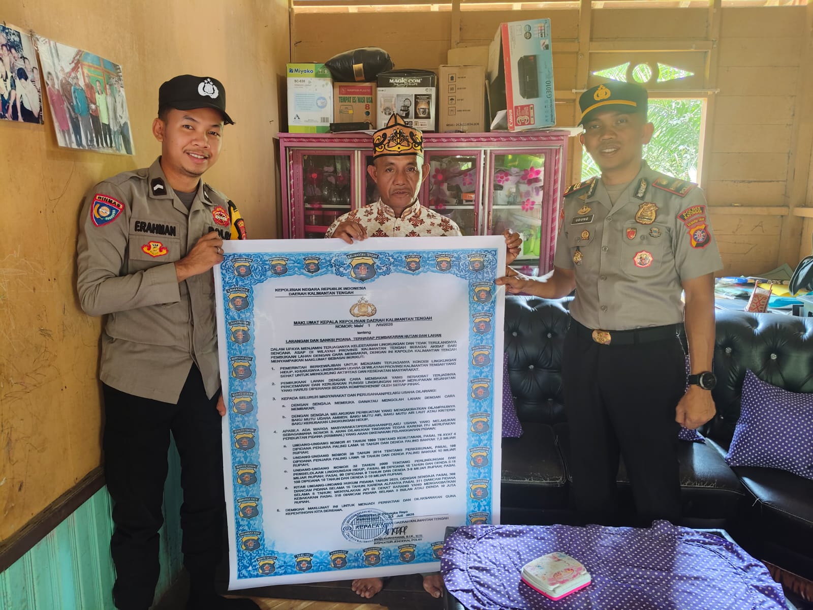 Langkah Preemtif Cegah Karhutla, Kapolsek Tewang Sangalang Garing dan Pulau Malan Sosialisasi Maklumat Kapolda