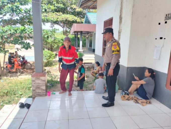 Perkuat Kamtibmas, Polsek Katingan Tengah Sambangi Warga