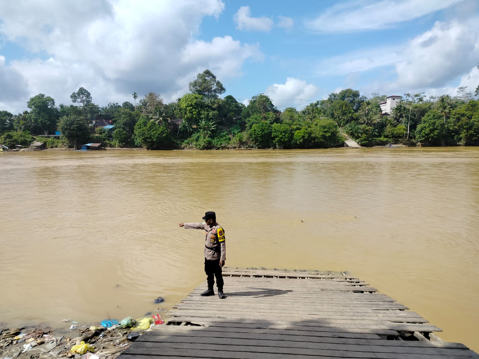 Tunaikan Tanggung Jawab, Polsek Marikit Perketat Pengawasan DAS Katingan