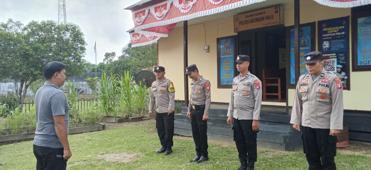 Personel Polsek Katingan Hulu Laksanakan Apel Pagi di Mako polsekKatingan Hulu.