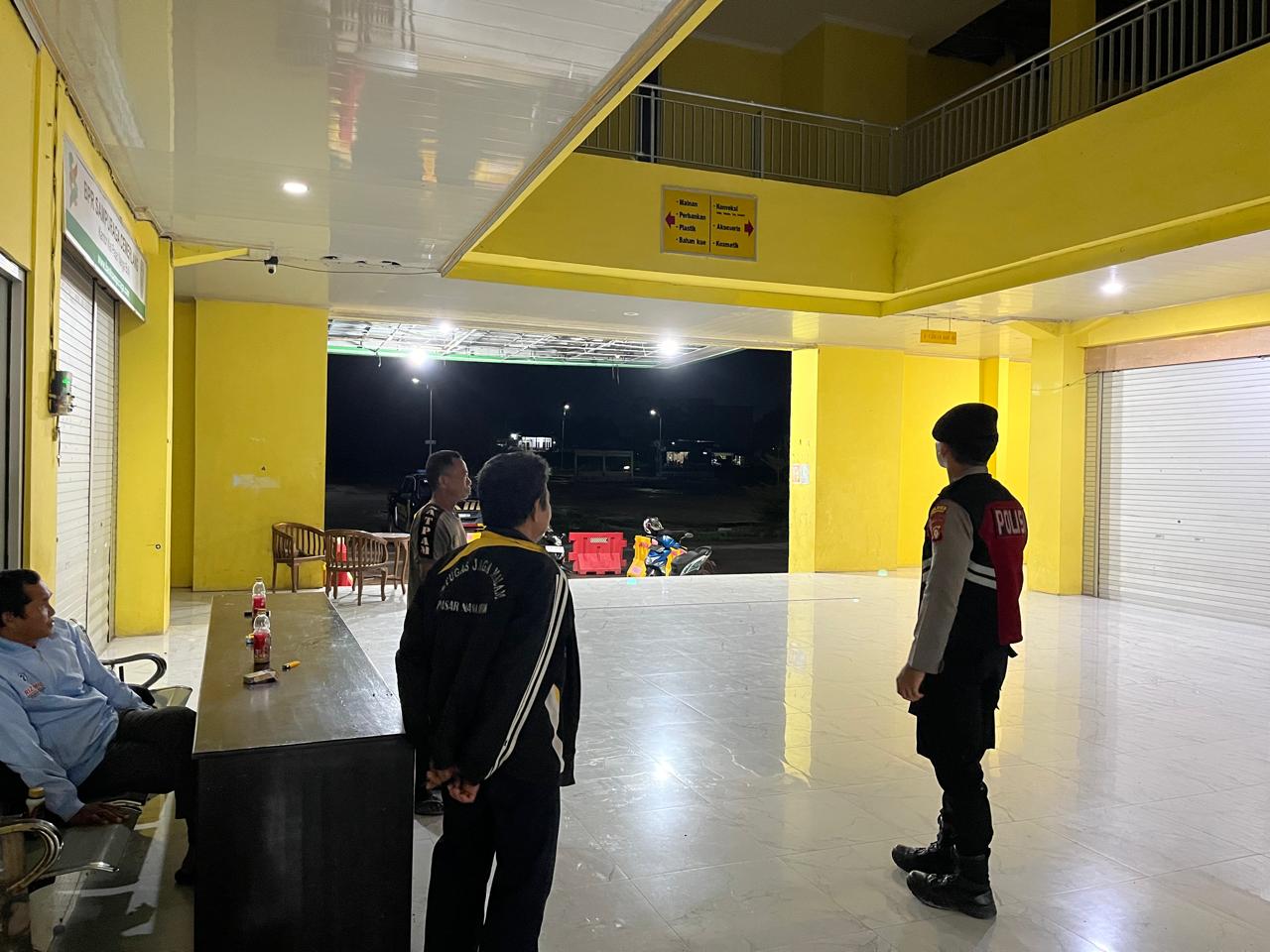Sat Samapta Polres Lamandau Patroli di Pasar Induk, Jaga Keamanan Aktivitas Masyarakat