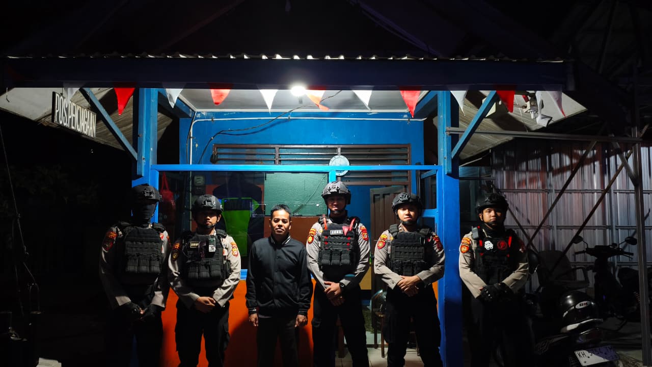 Hadirkan Rasa Aman, Tim PPRC Ditsamapta Polda Kalteng Susuri Jalanan Malam Kota Palangka Raya