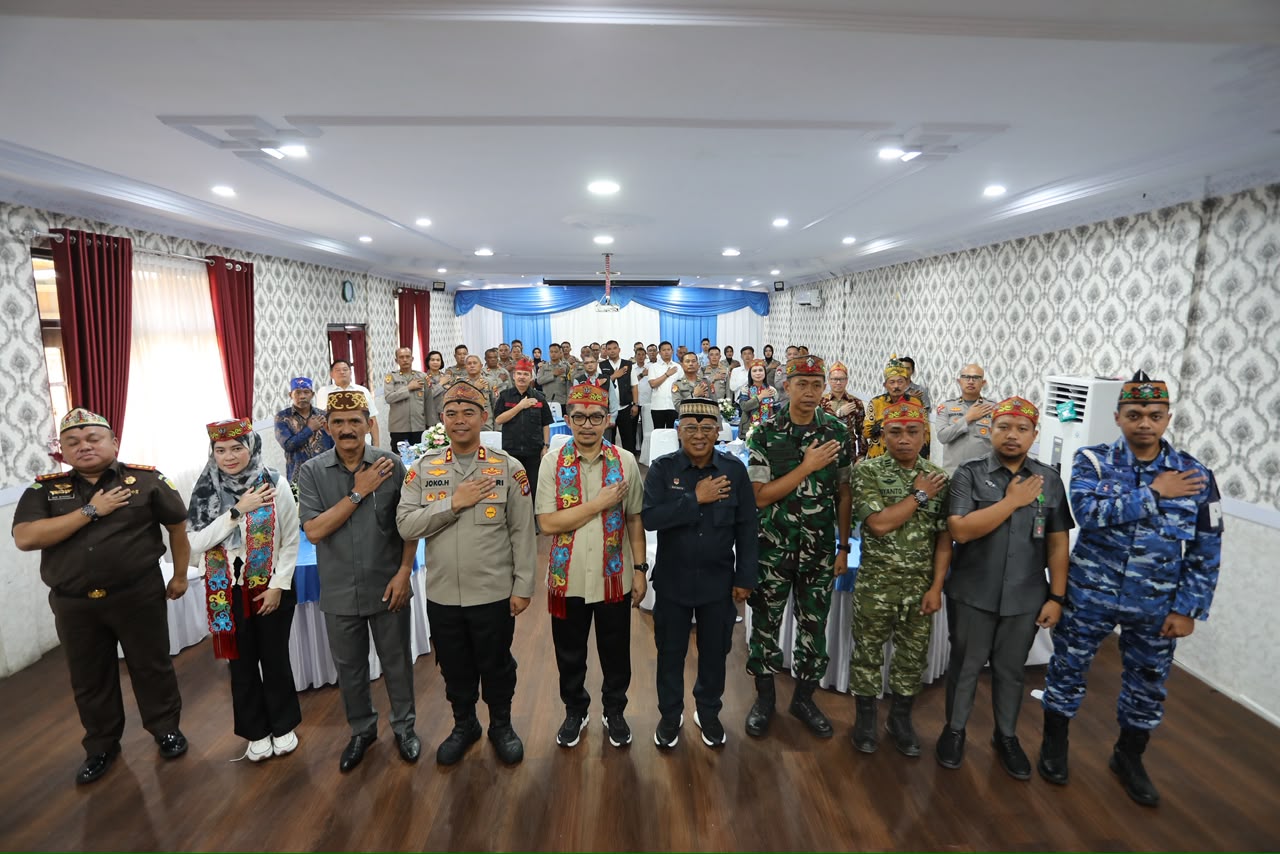 Kompolnas Visitasi Polres Kotawaringin Barat, Apresiasi Inovasi Pelayanan Berbasis Presisi