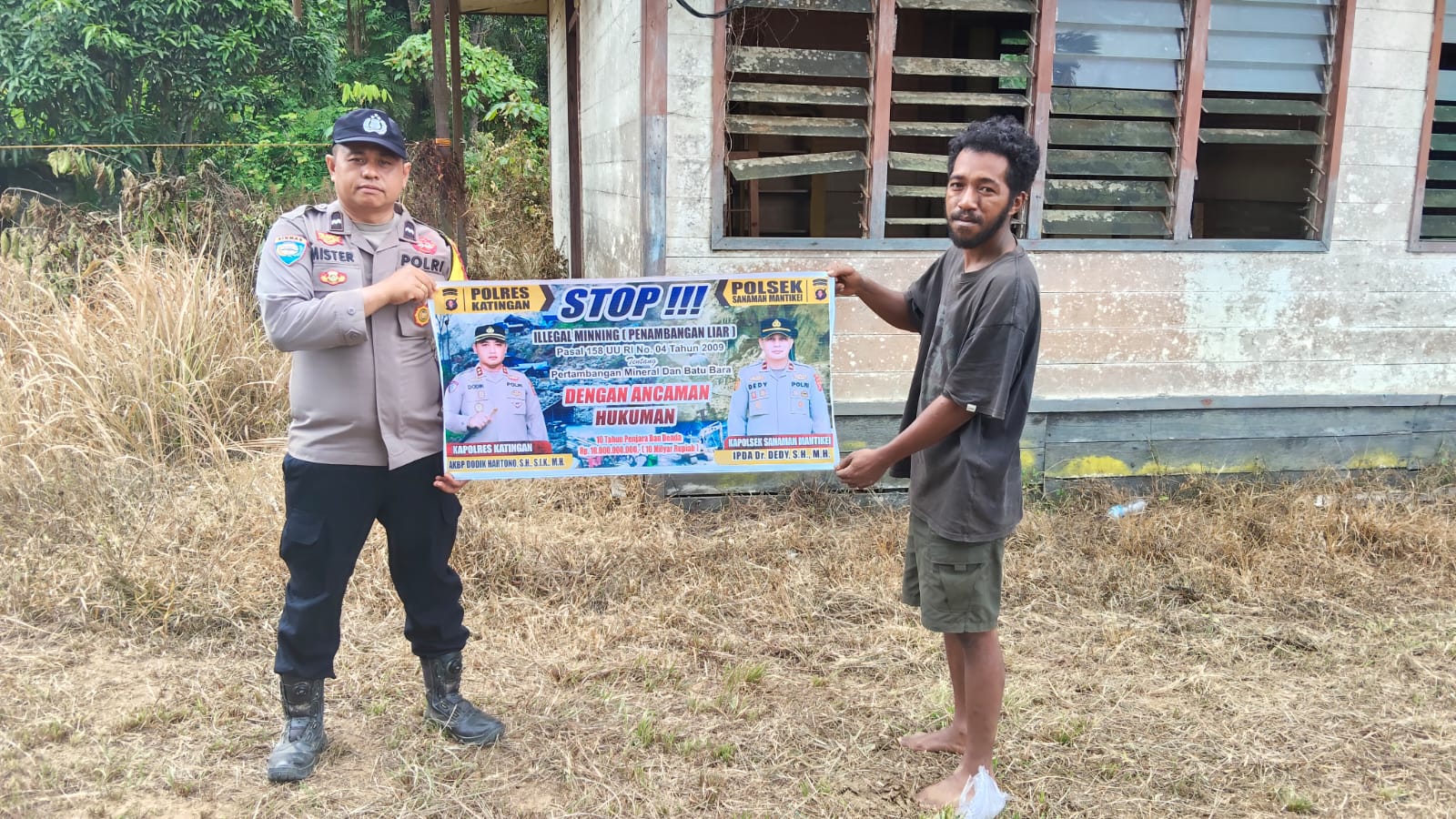 Bhabinkamtibmas Desa Tumbang atei Sosialisasi tentang larangan Ilegal Mining.