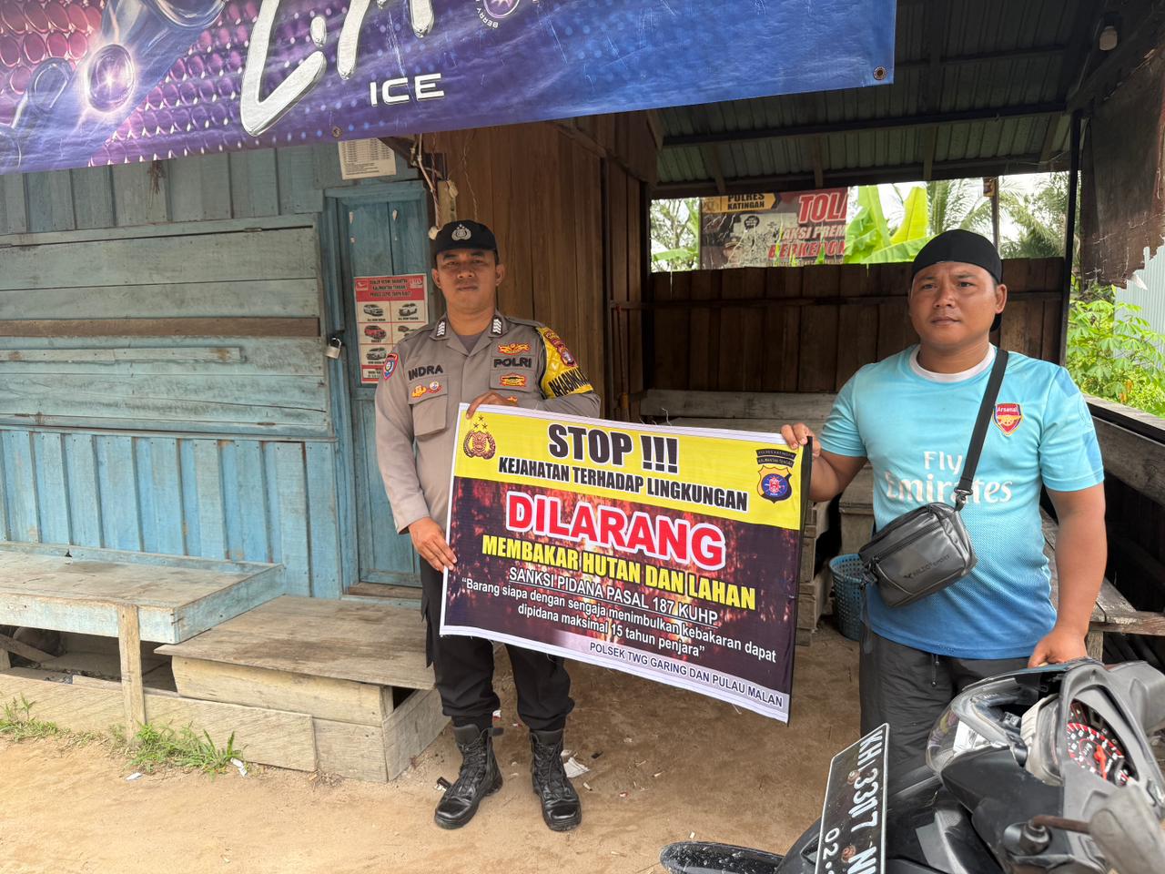 Bhabinkamtibmas Piket Polsek Tws Garing dan Pulau Malan terus sosialisasi Stop Karhutla kpd Masyarakat.
