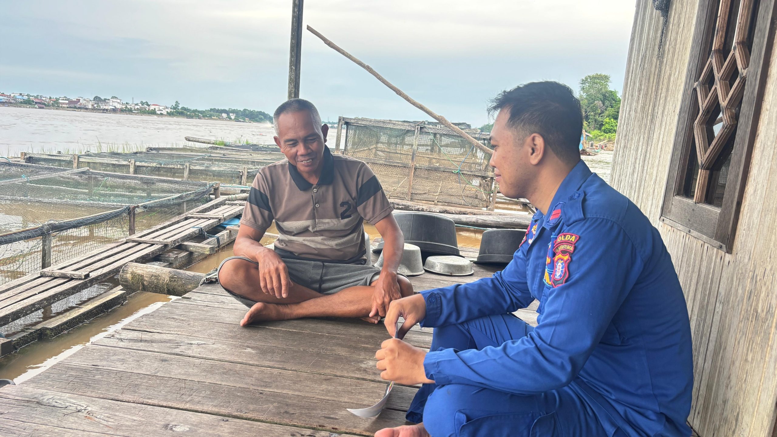 Berikan Rasa Aman, Ditpolairud Polda Kalteng Sambangi dan Beri Himbauan Kepada Masyarakat