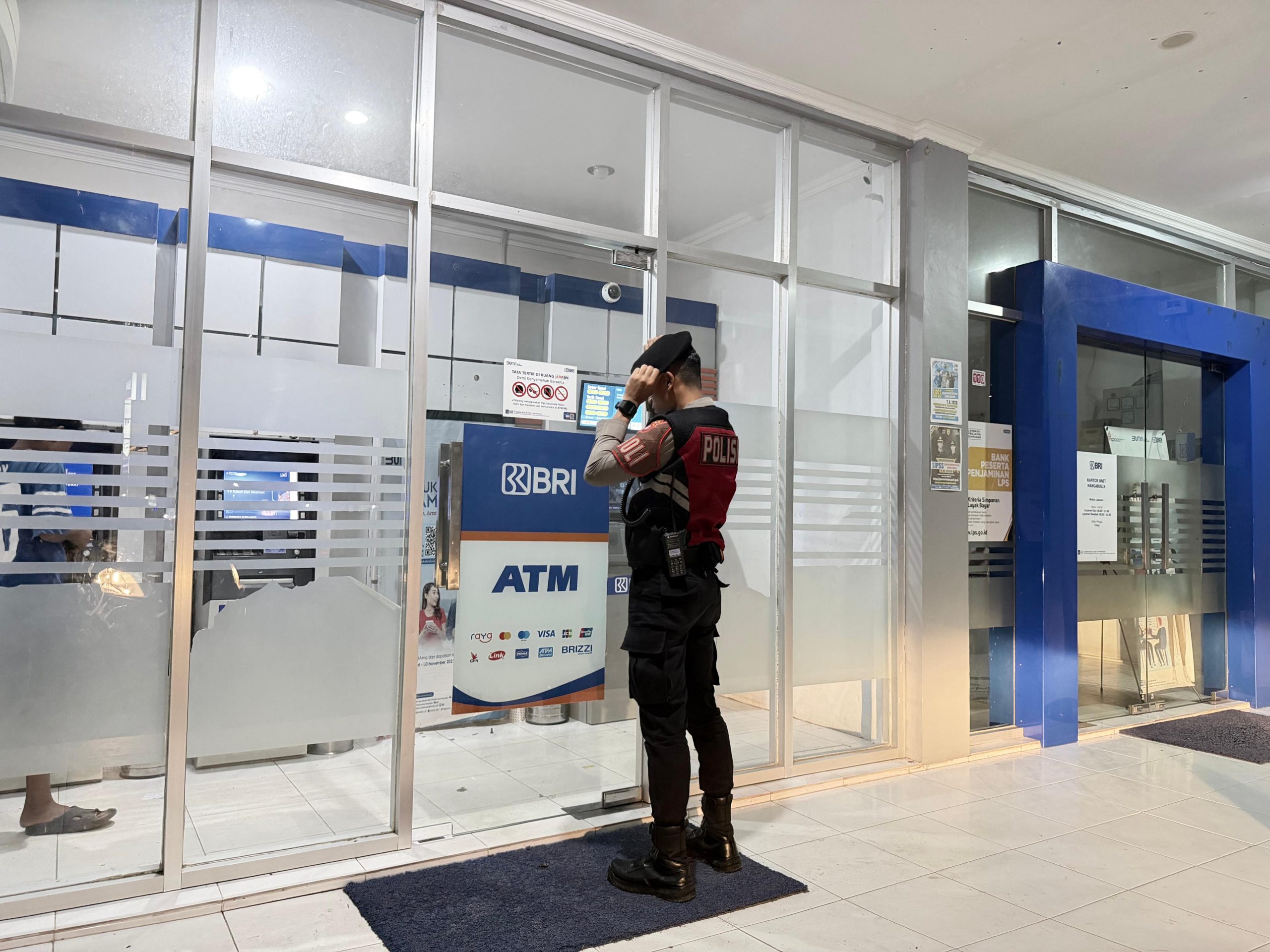Sat Samapta Polres Lamandau Patroli ATM, Antisipasi Gangguan Keamanan