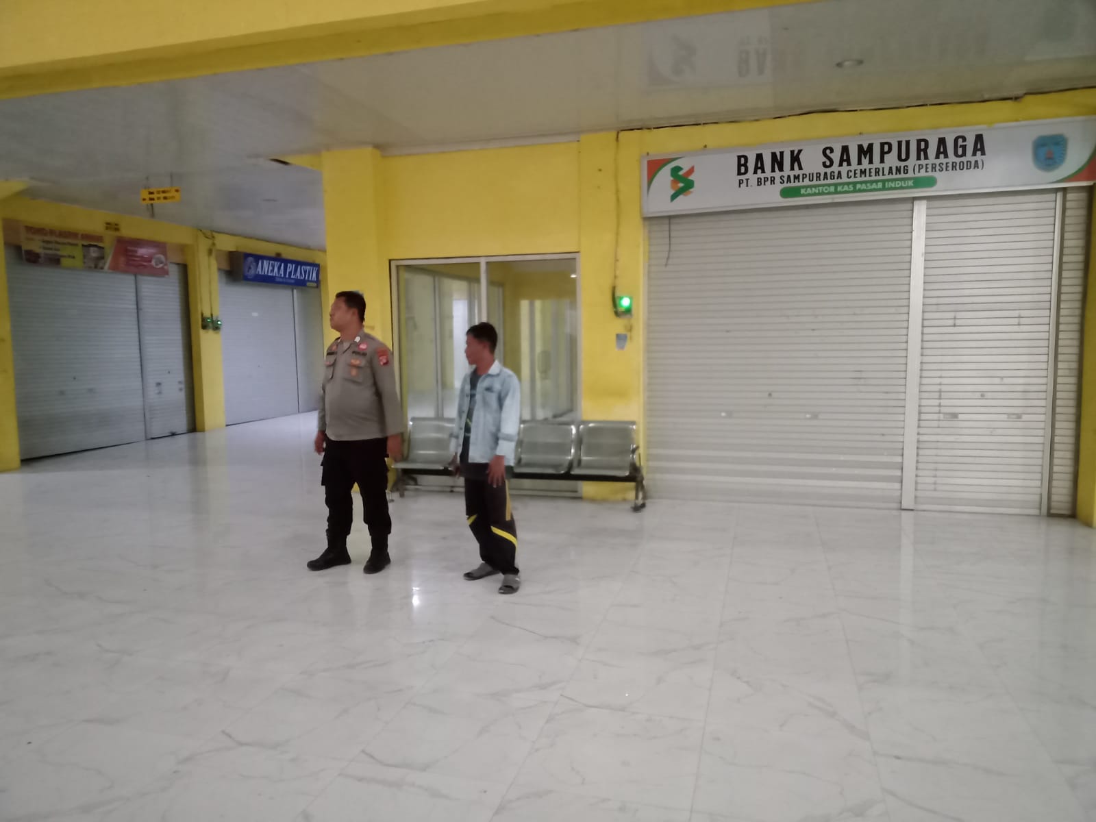 Polsek Bulik Patroli Pasar Induk, Pantau Situasi dan Antisipasi Gangguan Kamtibmas