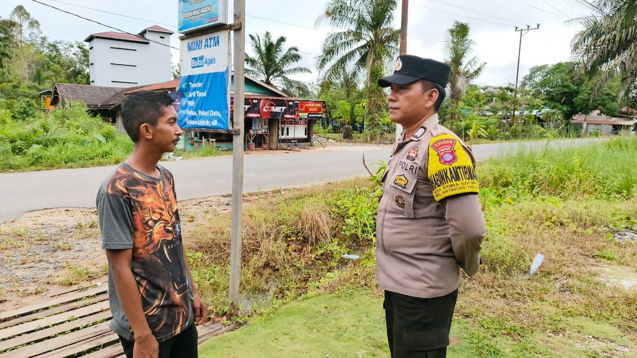 Perkuat Kamtibmas, Polsek Katingan Tengah Sambangi Warga