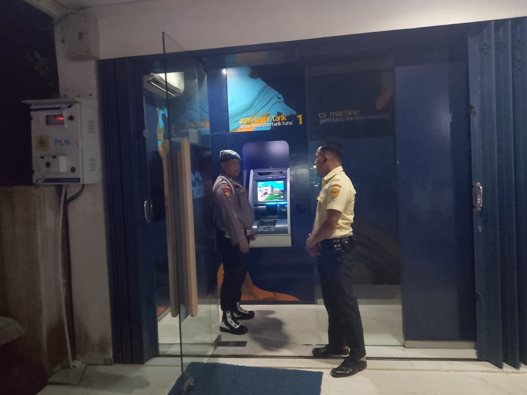 Polsek Bulik Patroli ATM pada Sabtu Malam, Antisipasi Gangguan Kamtibmas