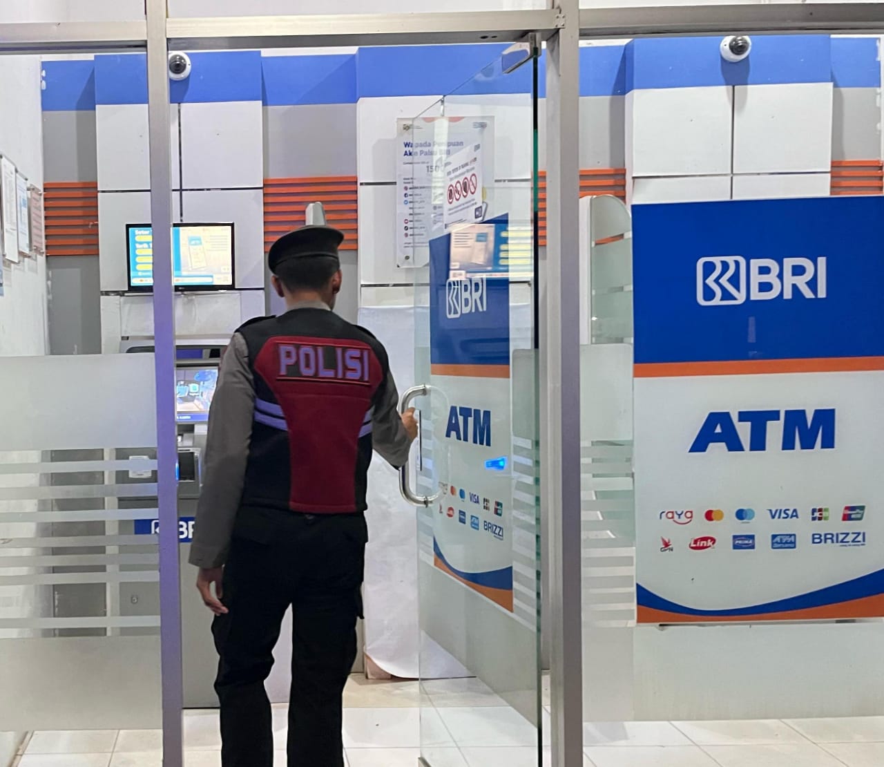Sat Samapta Polres Lamandau Patroli ATM, Antisipasi Gangguan Kamtibmas