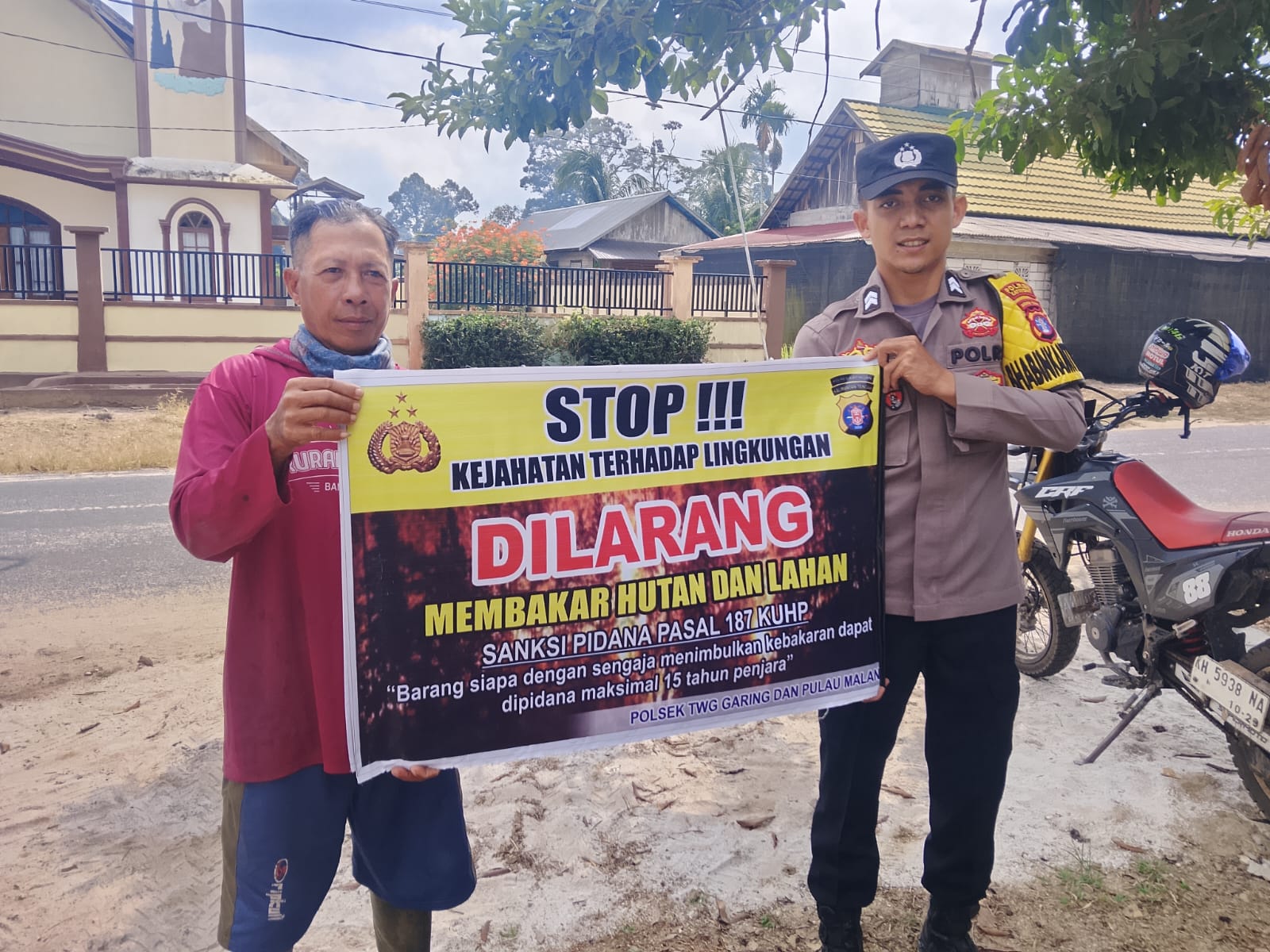 Polsek Tewang Sangalang Garing dan Pulau Malan Imbau Warga Tidak Membuka Lahan Dengan Membakar