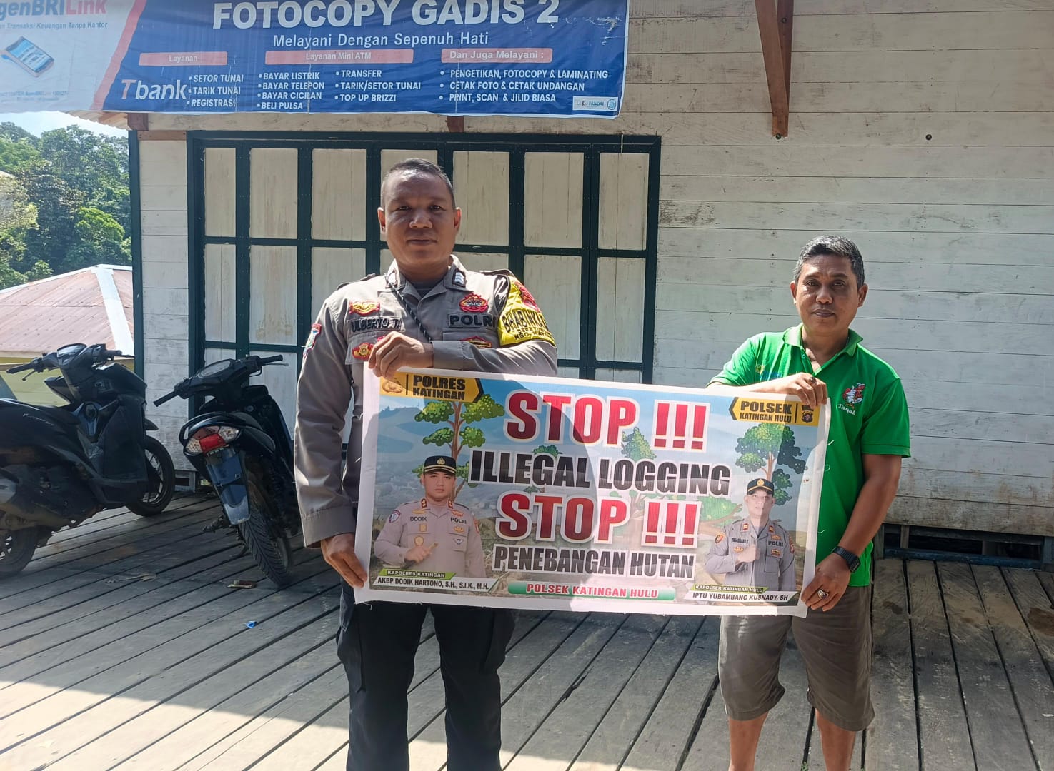 Upaya Pencegahan Penebangan Hutan secara Liar (Ilegal Logging), Bhabinkamtibmas sosialisasi kepada masyarakat.