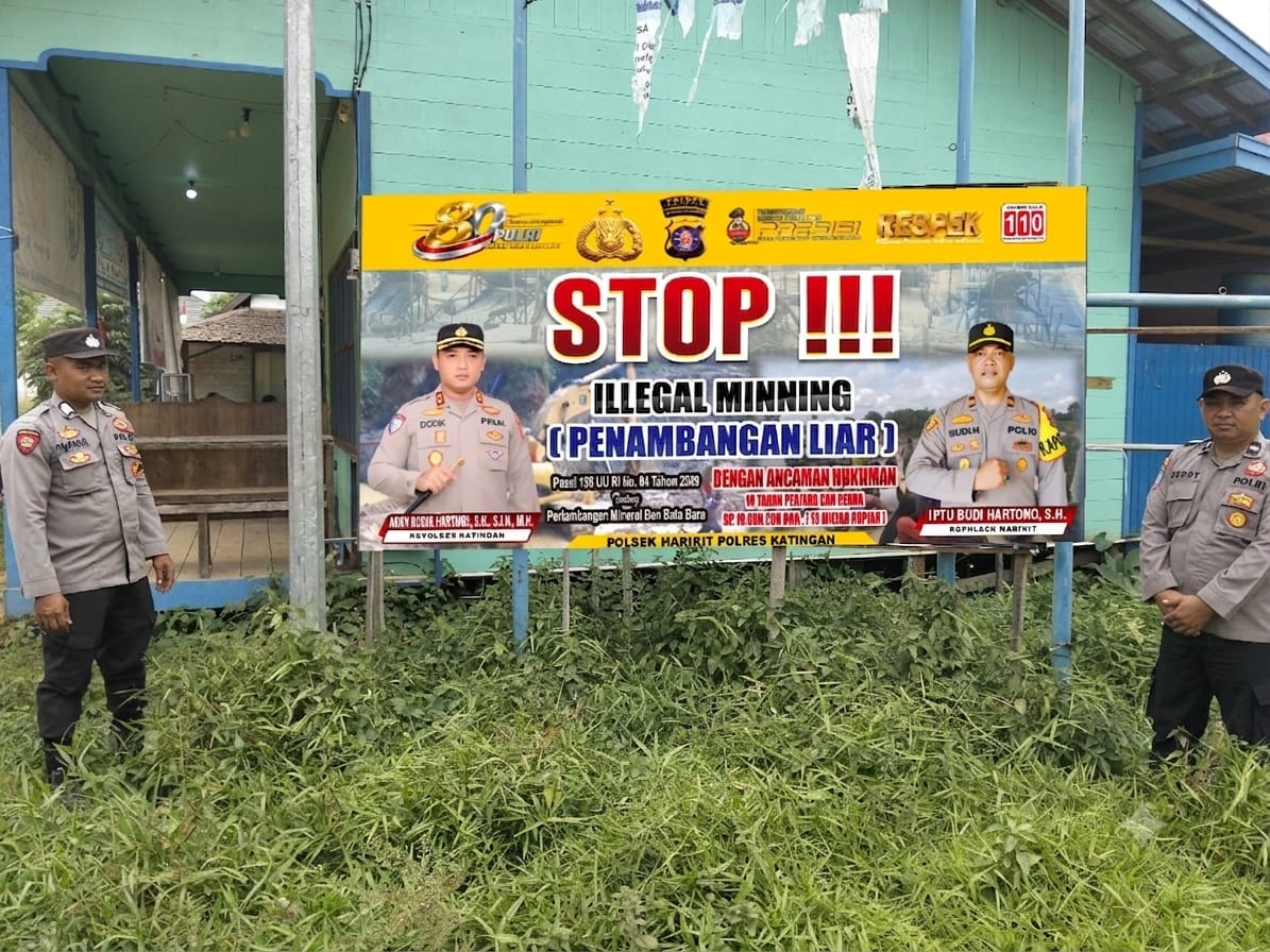 CEGAH PETI, POLSEK MARIKIT PASANG SPANDUK IMBAUAN DI WILAYAH RAWAN