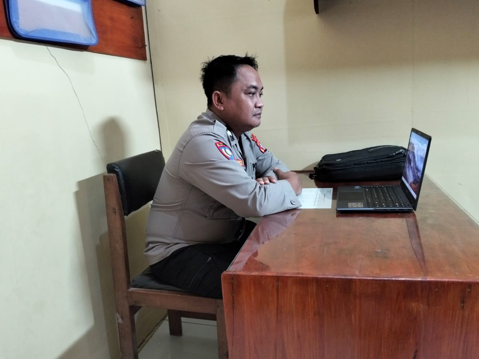 DUKUNG PROGRAM KAPOLRES KATINGAN, POLSEK MARIKIT GELAR PEMBINAAN ROHANI PERSONEL VIA ZOOM MEETING