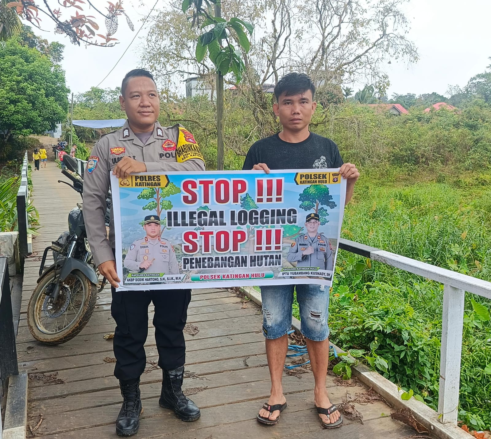 Upaya Pencegahan Penebangan Hutan secara Liar (Ilegal Logging), Bhabinkamtibmas sosialisasi kepada masyarakat.